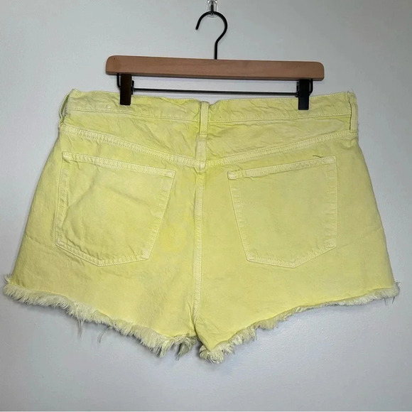Mango Medium-Waist Denim Shorts Plus Size 14 Raw Hem Button Fly Neon Yellow MNG - Picture 4 of 12
